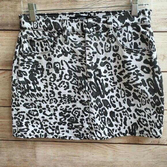 HUDSON VIPER MINI SKIRT IN LEOPARD PRINT - Picture 2 of 6